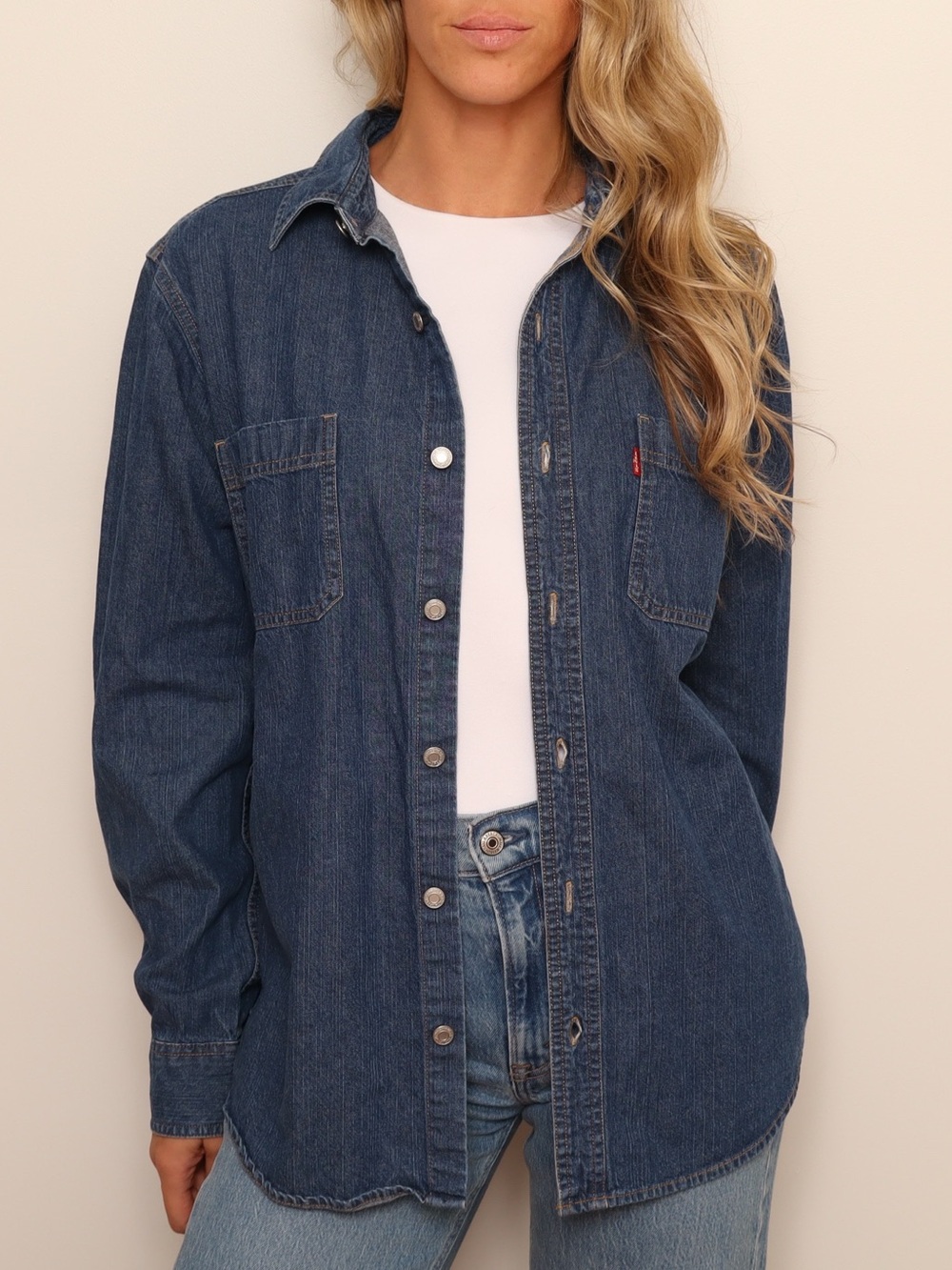 Classic Levi’s Regular Denim Short Sleeve Button Down Shirt - Picture 2 of 4